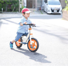 外部の車の侵入を抑える